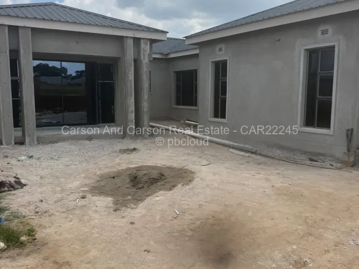 5 Bedroom House for Sale in Erasmus Park, Ruwa