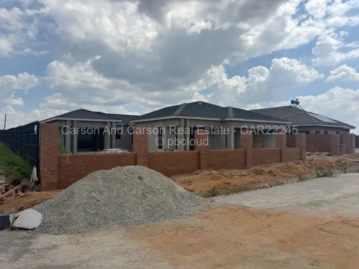 5 Bedroom House for Sale in Erasmus Park, Ruwa