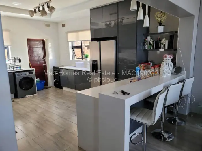 Townhouse/Cluster for Sale in Highlands, Harare