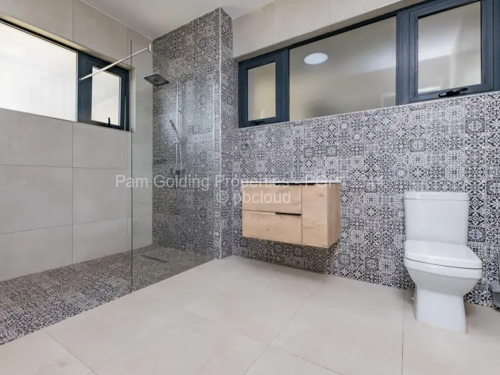 Flat/Apartment for Sale in Borrowdale West, Harare