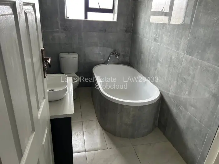 5 Bedroom House for Sale in Mount Pleasant Heights, Harare