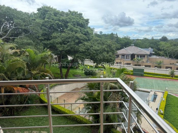 10 Bedroom House for Sale in Umwinsidale, Harare