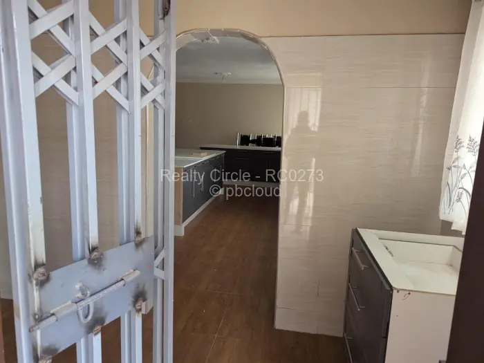 3 Bedroom House to Rent in Waterfalls, Harare