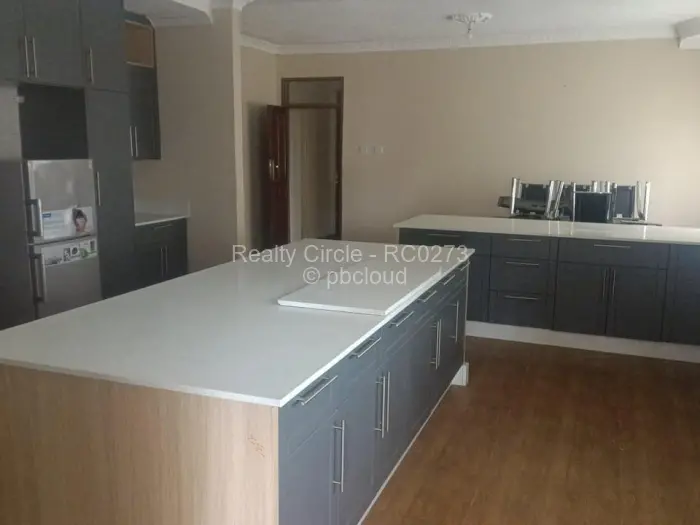 3 Bedroom House to Rent in Waterfalls, Harare