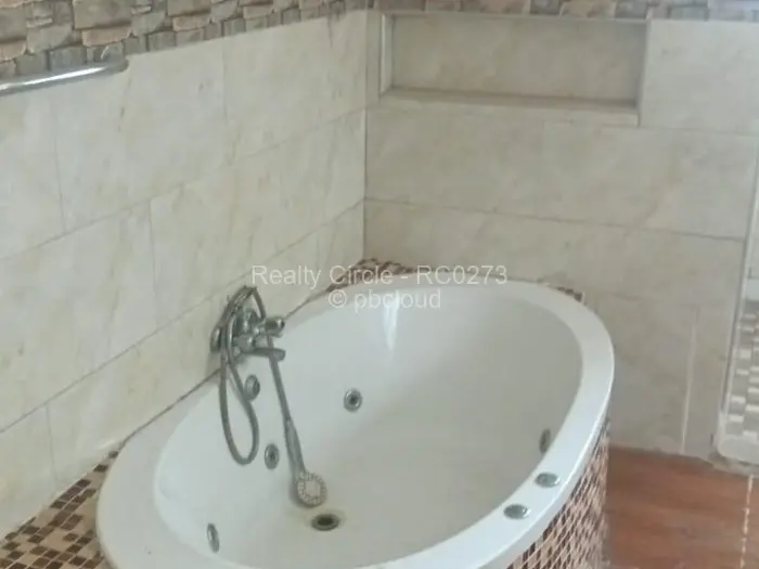 3 Bedroom House to Rent in Waterfalls, Harare