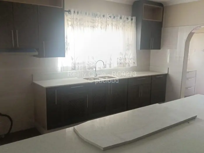 3 Bedroom House to Rent in Waterfalls, Harare