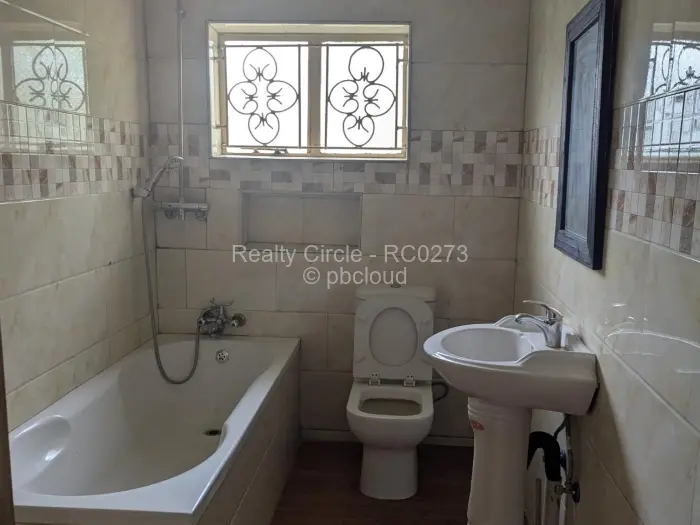 3 Bedroom House to Rent in Waterfalls, Harare