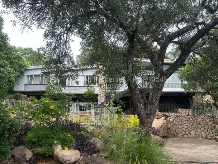 4 Bedroom House for Sale in Burnside, Bulawayo