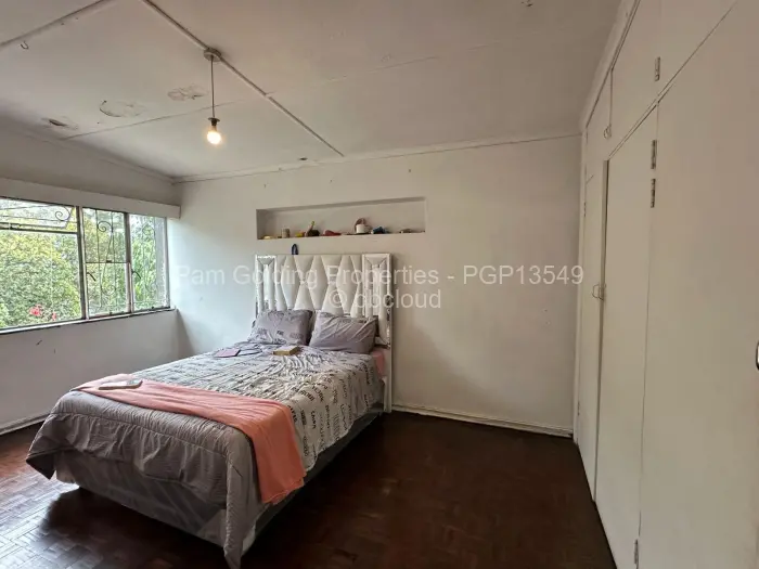 4 Bedroom House for Sale in Burnside, Bulawayo