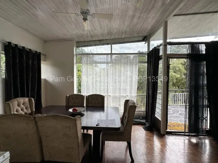 4 Bedroom House for Sale in Burnside, Bulawayo