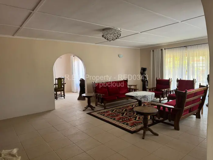 5 Bedroom House for Sale in Manningdale, Bulawayo