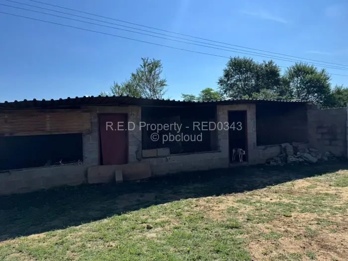 5 Bedroom House for Sale in Manningdale, Bulawayo