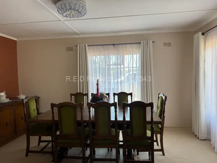 5 Bedroom House for Sale in Manningdale, Bulawayo