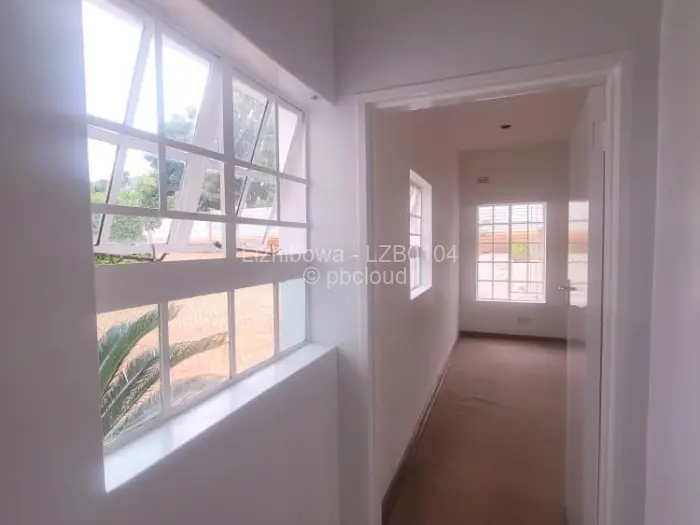 2 Bedroom Cottage/Garden Flat to Rent in Greystone Park, Harare
