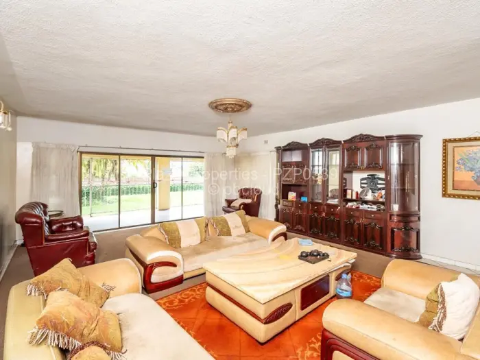 7 Bedroom House for Sale in Mount Pleasant, Harare