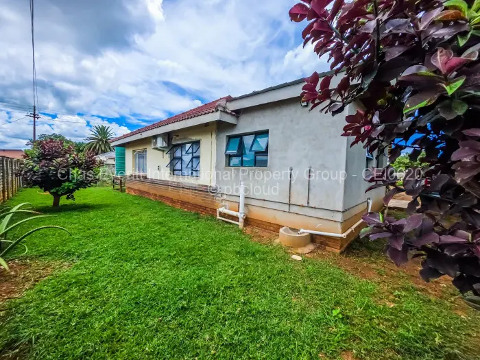 3 Bedroom House for Sale in Queens Park East, Bulawayo