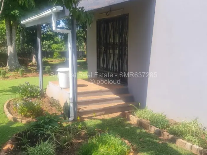 5 Bedroom House for Sale in Gweru East, Gweru