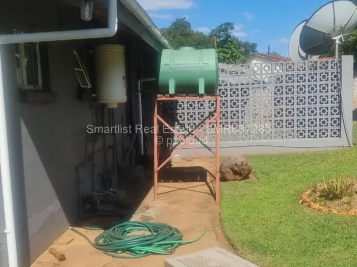 5 Bedroom House for Sale in Gweru East, Gweru