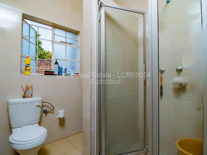 Townhouse/Cluster to Rent in Parktown, Harare