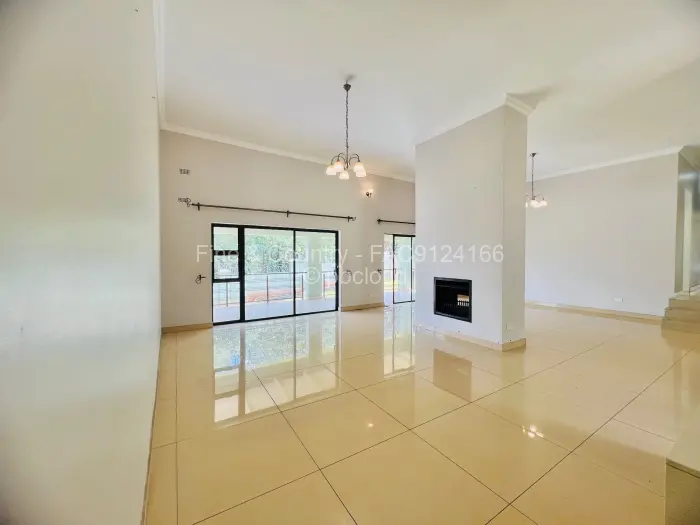 Townhouse/Cluster to Rent in Greystone Park, Harare