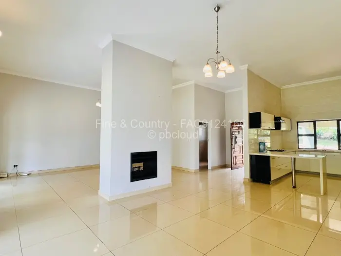 Townhouse/Cluster to Rent in Greystone Park, Harare