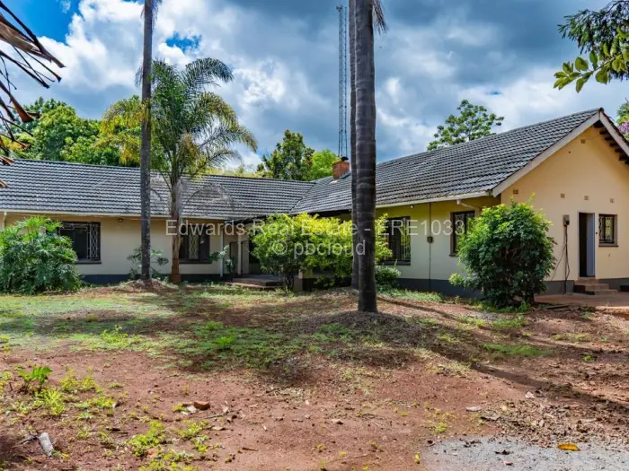 3 Bedroom House for Sale in Borrowdale, Harare