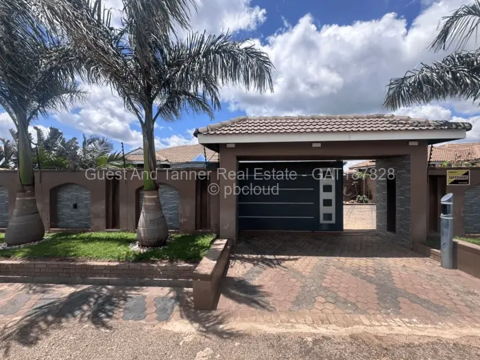 4 Bedroom House for Sale in Westgate, Harare