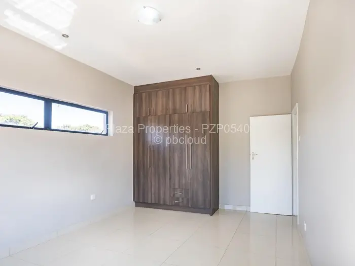Flat/Apartment to Rent in Greystone Park, Harare