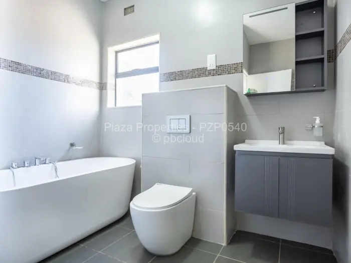 Flat/Apartment to Rent in Greystone Park, Harare