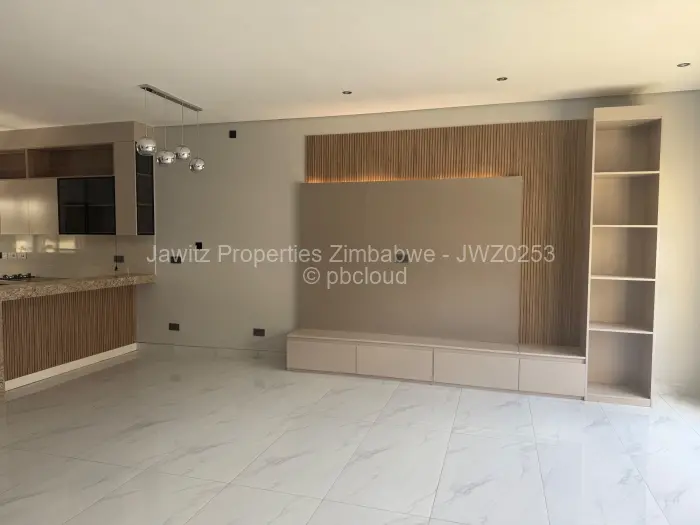 Townhouse/Cluster for Sale in Emerald Hill, Harare