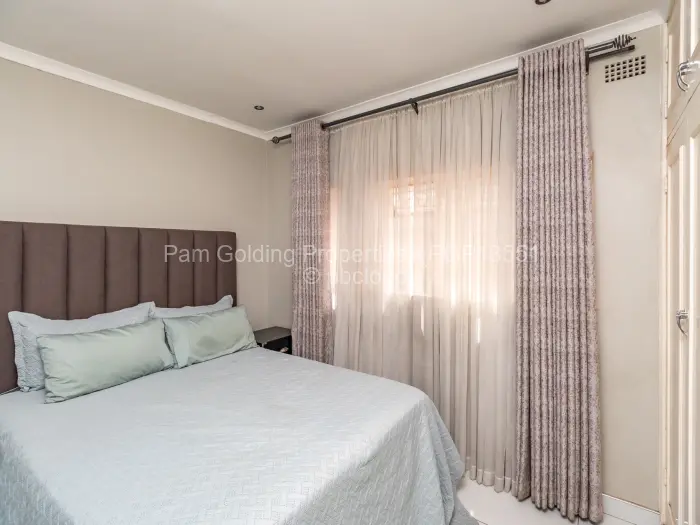 Townhouse/Cluster for Sale in Avenues, Harare