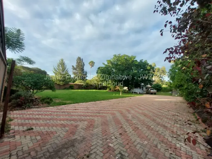 3 Bedroom House for Sale in Greendale, Harare