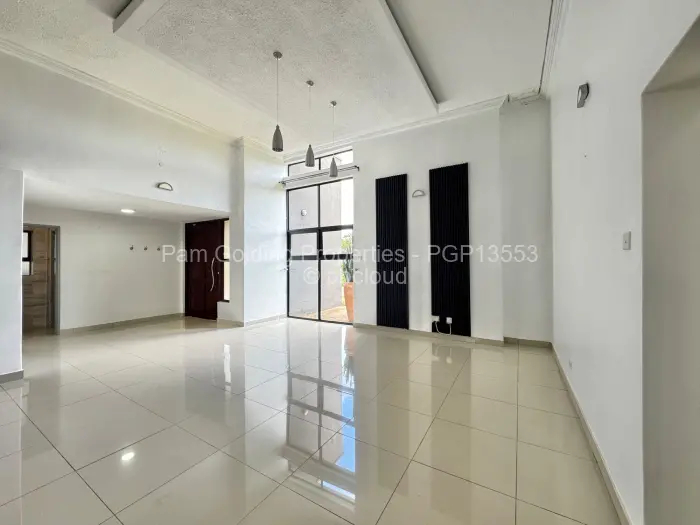 Townhouse/Cluster to Rent in Helensvale