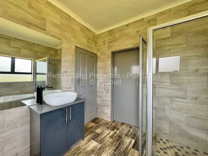 Townhouse/Cluster to Rent in Helensvale