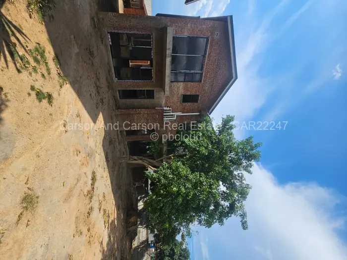 Townhouse/Cluster for Sale in Athlone, Harare