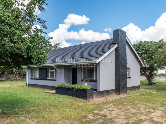 3 Bedroom House for Sale in Waterfalls, Harare