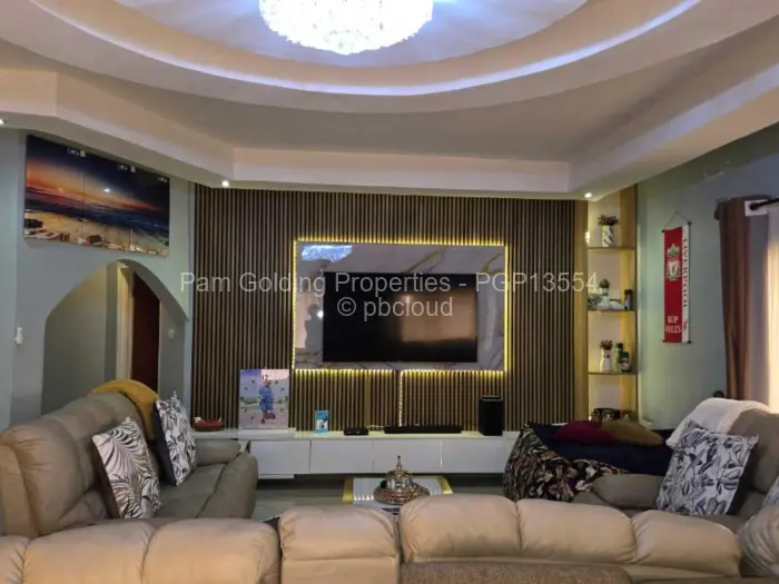 6 Bedroom House for Sale in Sandton Park, Harare