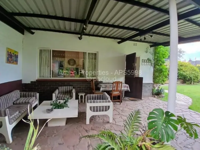 1 Bedroom Cottage/Garden Flat to Rent in Newlands