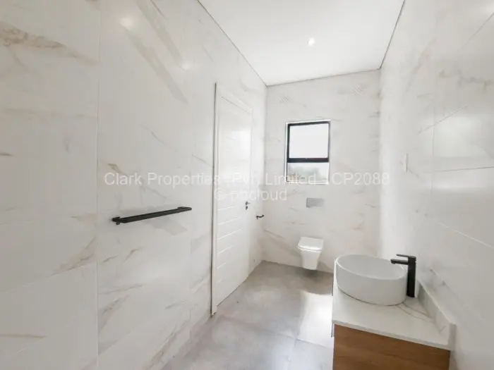 4 Bedroom House for Sale in Gunhill, Harare