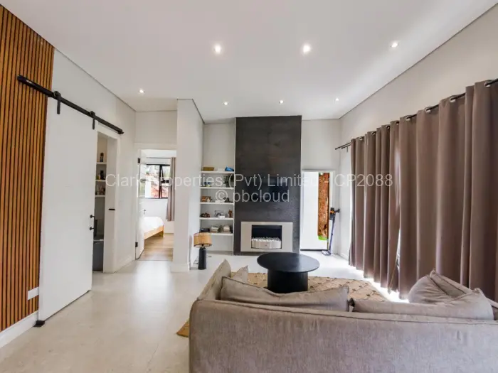 6 Bedroom House for Sale in Gunhill, Harare