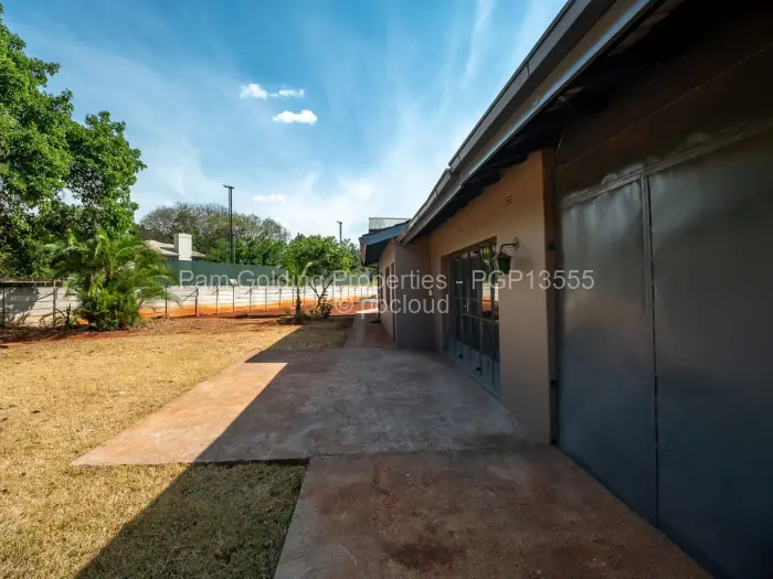 Office for Sale in Highlands, Harare