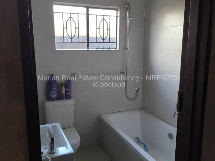 3 Bedroom House for Sale in Cowdray Park, Bulawayo