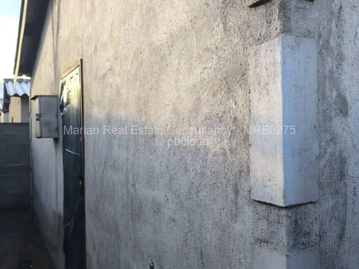 3 Bedroom House for Sale in Cowdray Park, Bulawayo