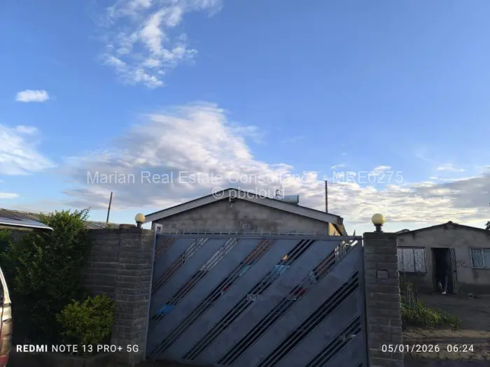 3 Bedroom House for Sale in Cowdray Park, Bulawayo