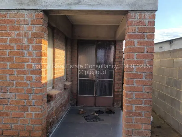 3 Bedroom House for Sale in Cowdray Park, Bulawayo