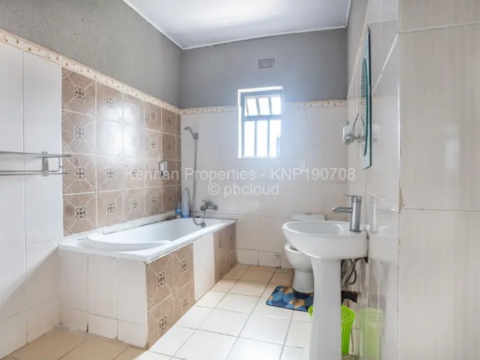 5 Bedroom House for Sale in Brookeview, Harare