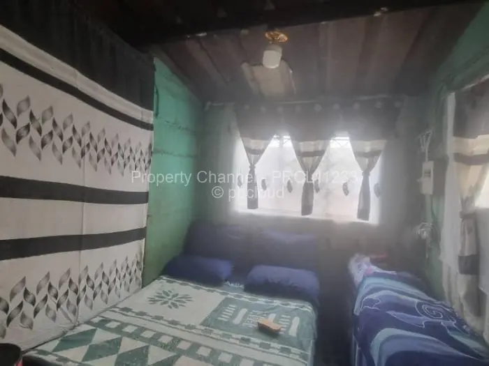 2 Bedroom House for Sale in Mabvuku, Harare