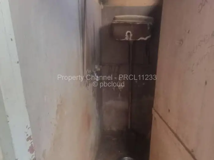 2 Bedroom House for Sale in Mabvuku, Harare