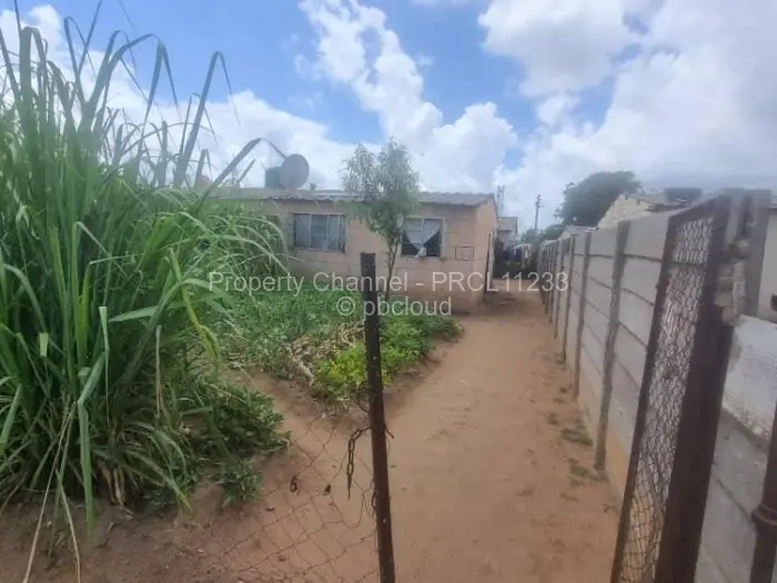 2 Bedroom House for Sale in Mabvuku, Harare