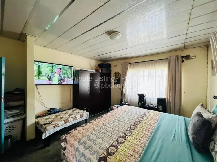 4 Bedroom House for Sale in Lenana Park, Harare